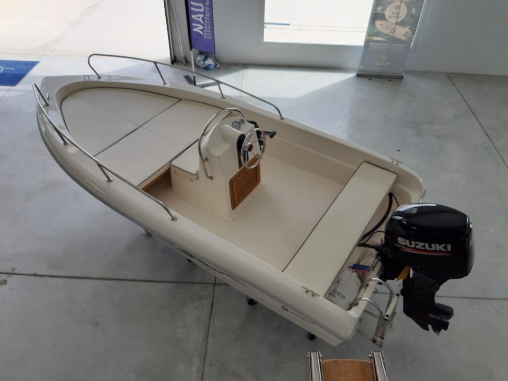 Capelli Cristal 450 SUN Nautic Center Menorca