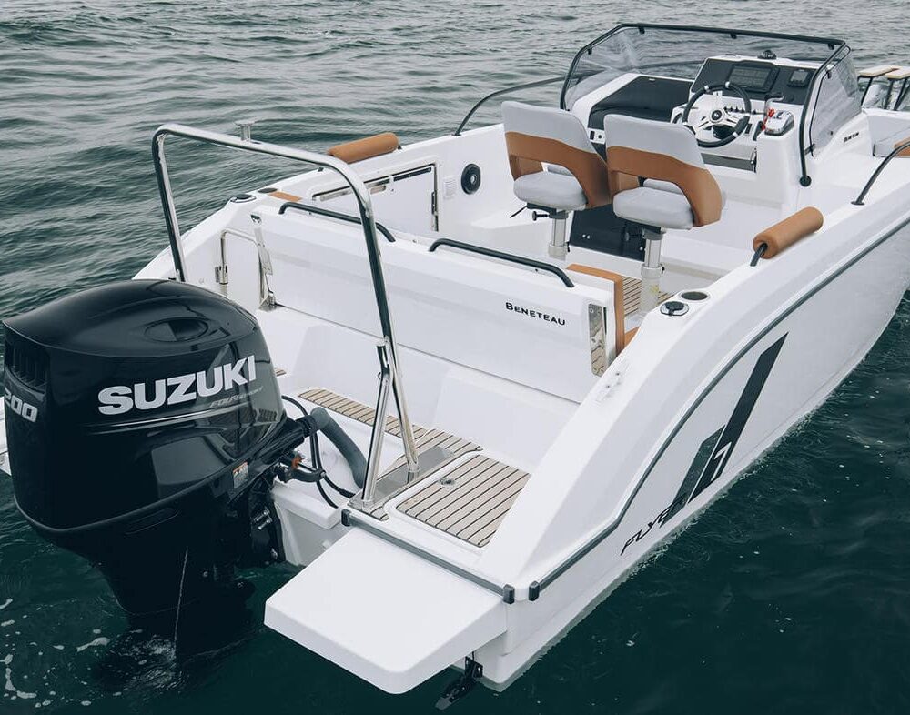 Beneteau Flyer 7 SUNdeck Nautic Center Menorca