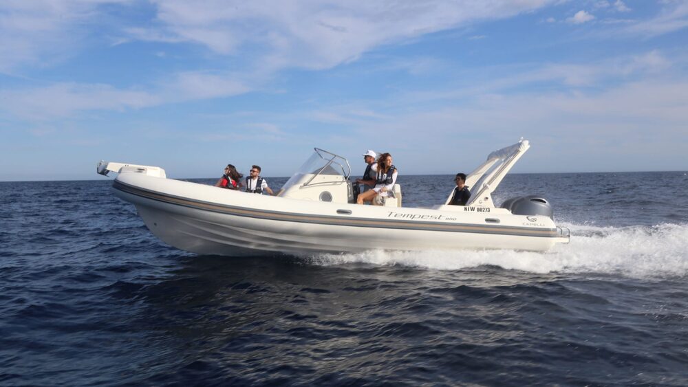 Capelli Tempest 850 OPEN Nautic Center Menorca
