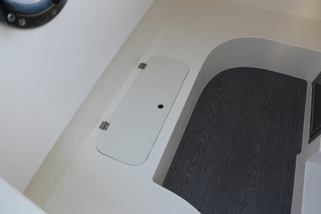 Capelli Tempest 850 OPEN Nautic Center Menorca