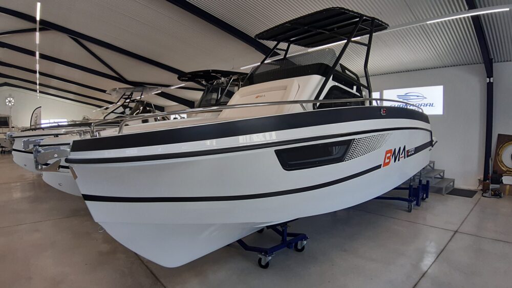 BMA X233 | BMA en Menorca | Nautic Center