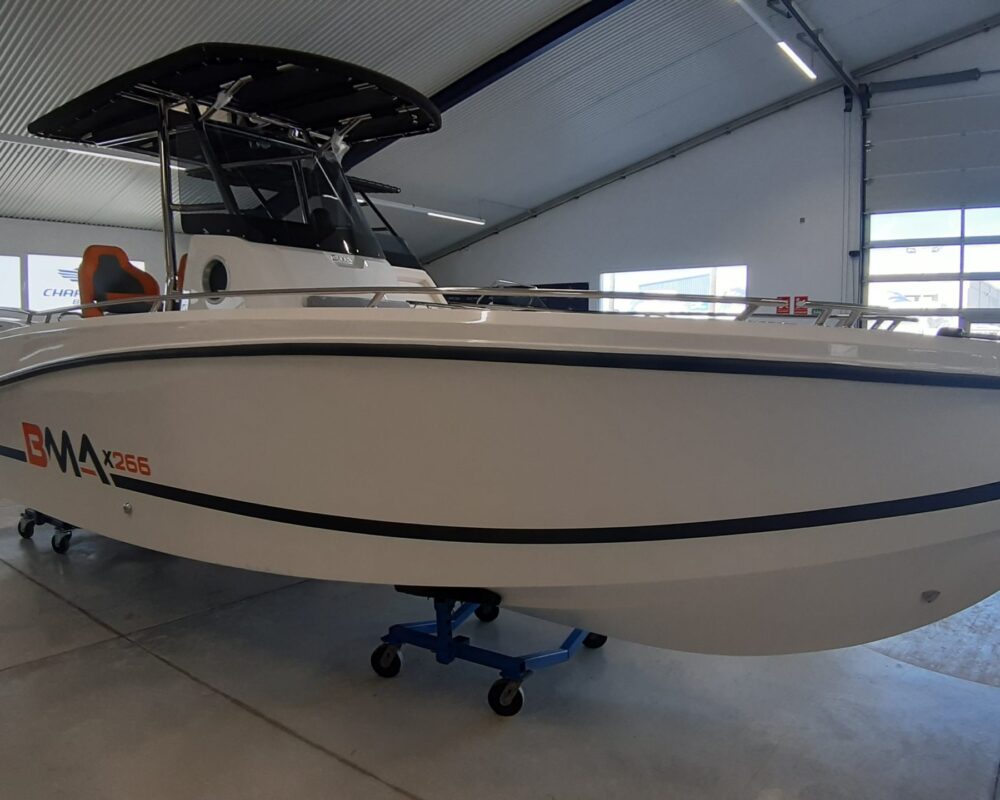 BMA X266 | BMA en Menorca | Nautic Center