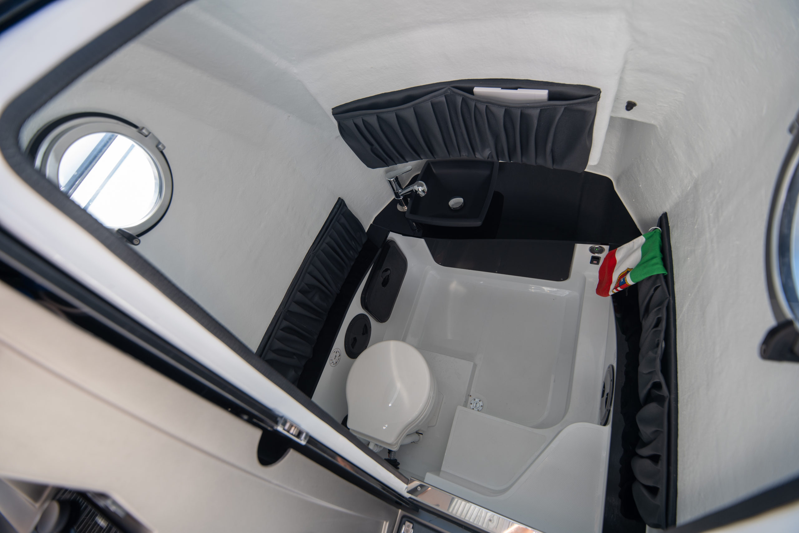 BMA X266 Nautic Center Menorca