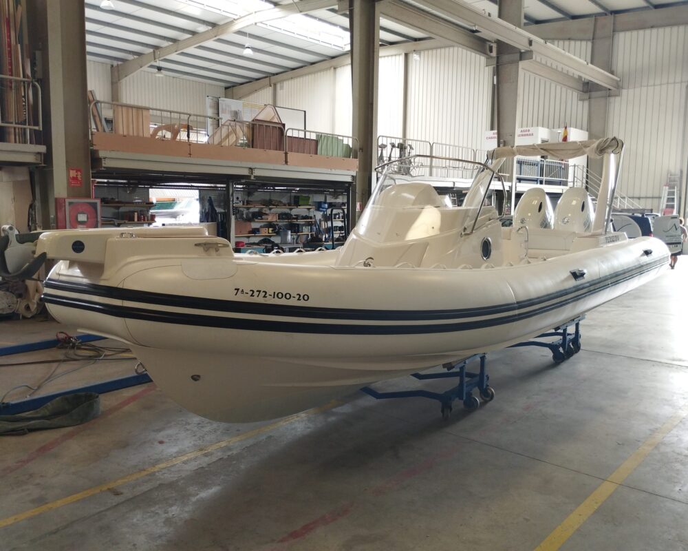 Capelli Tempest 850 Open