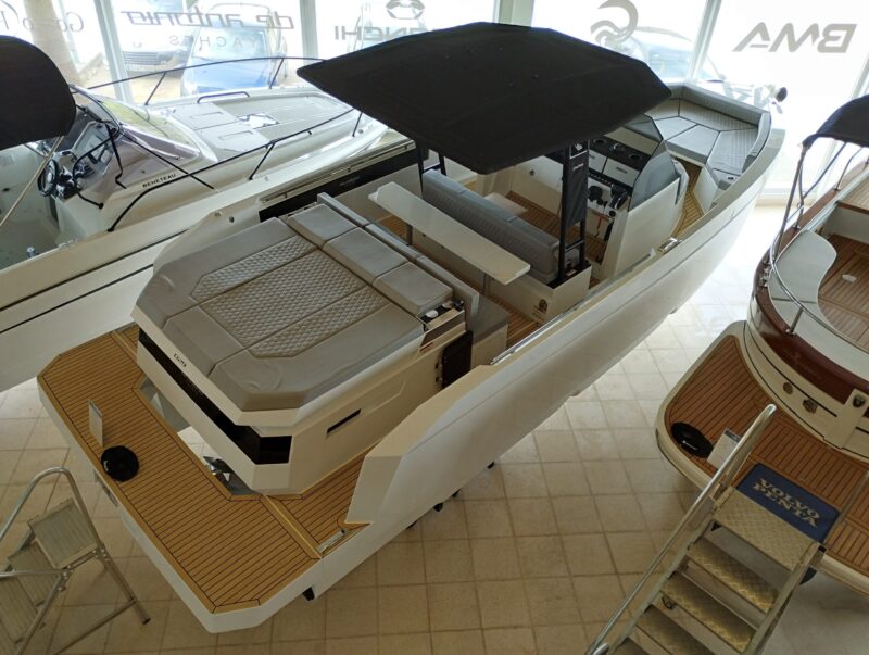 De Antonio Yachts D29