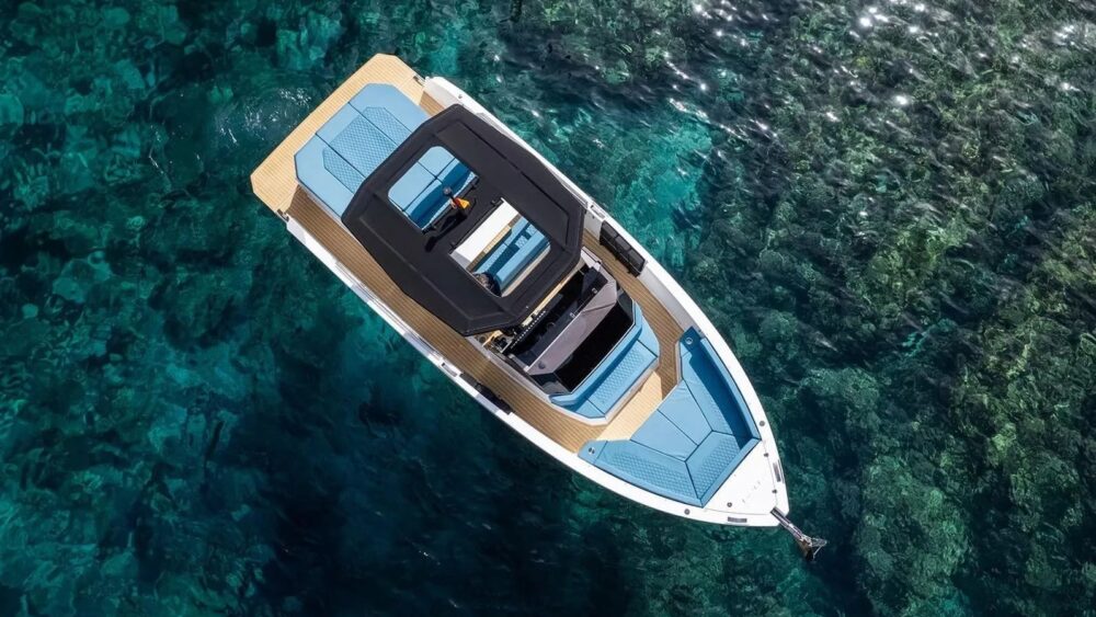 De Antonio Yachts D29